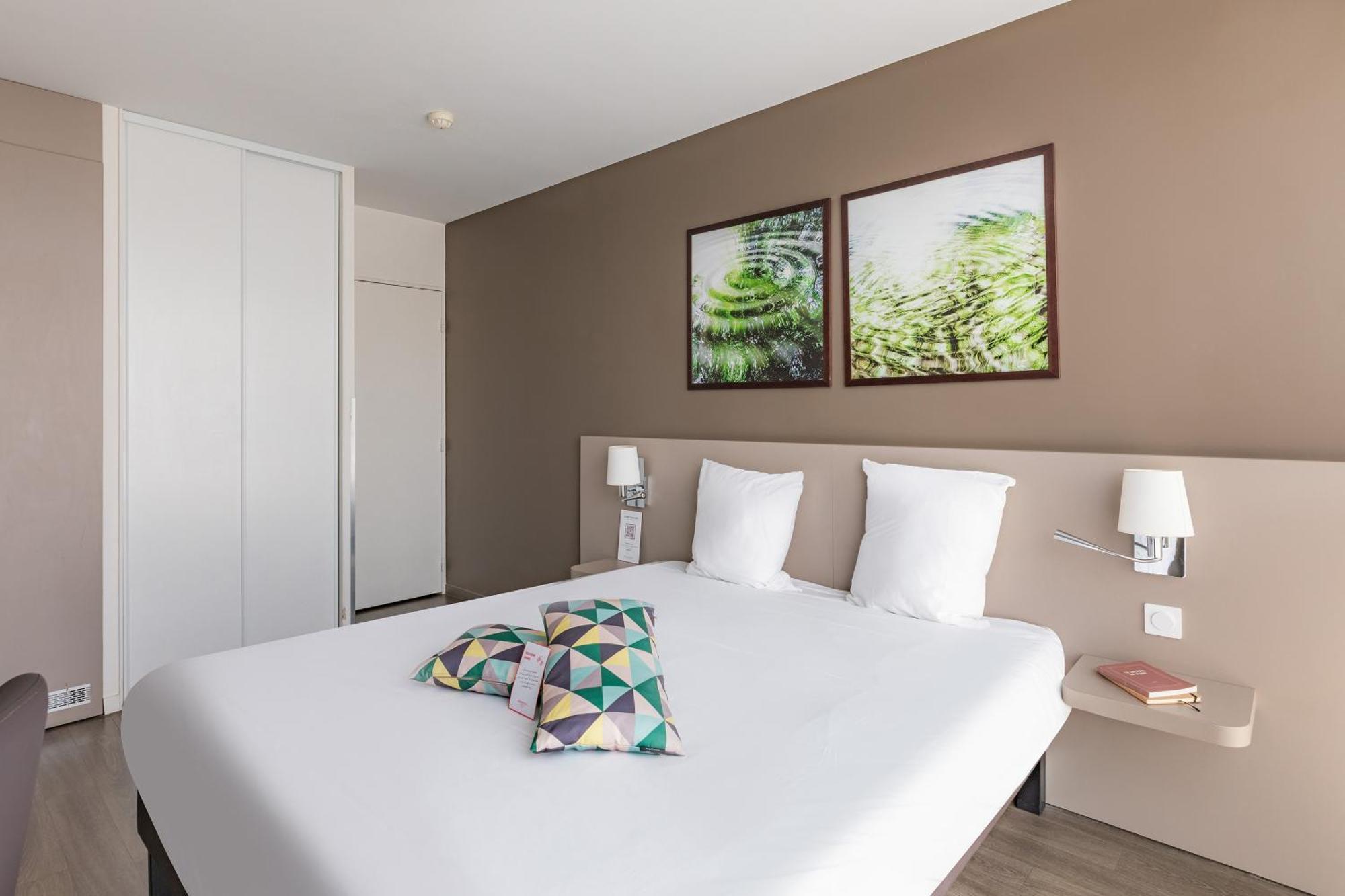 อัปปาร์ตซิตี้ กงฟอร์ เรนส์ - เซสซง เซอวีญ Aparthotel เซซง เซวินเญ ภายนอก รูปภาพ